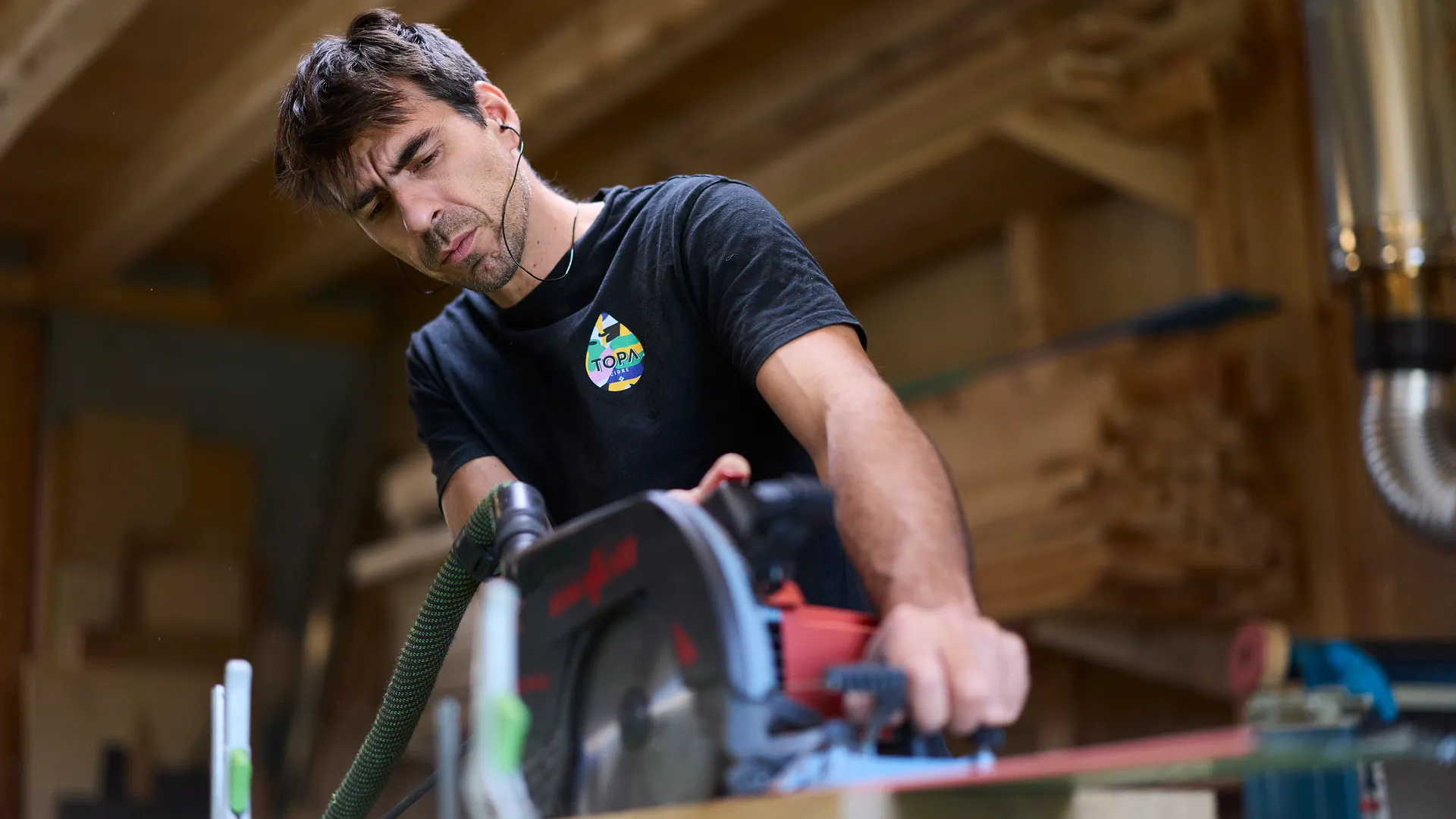 Menuisier à Tignes — agencement & bois sur mesure